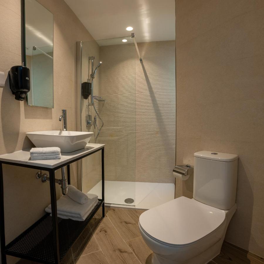 Doppelzimmer mit Balkon