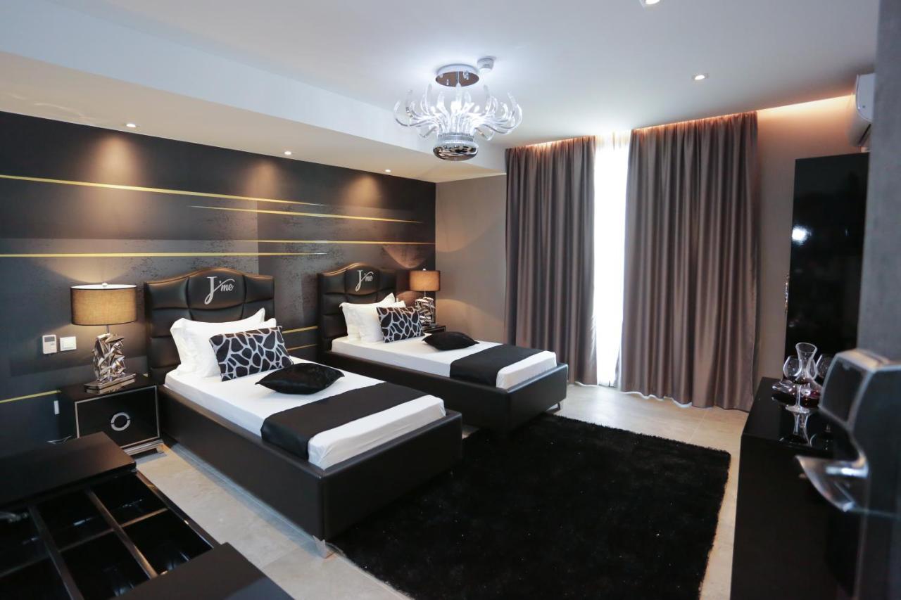 Twin Room with Balcony