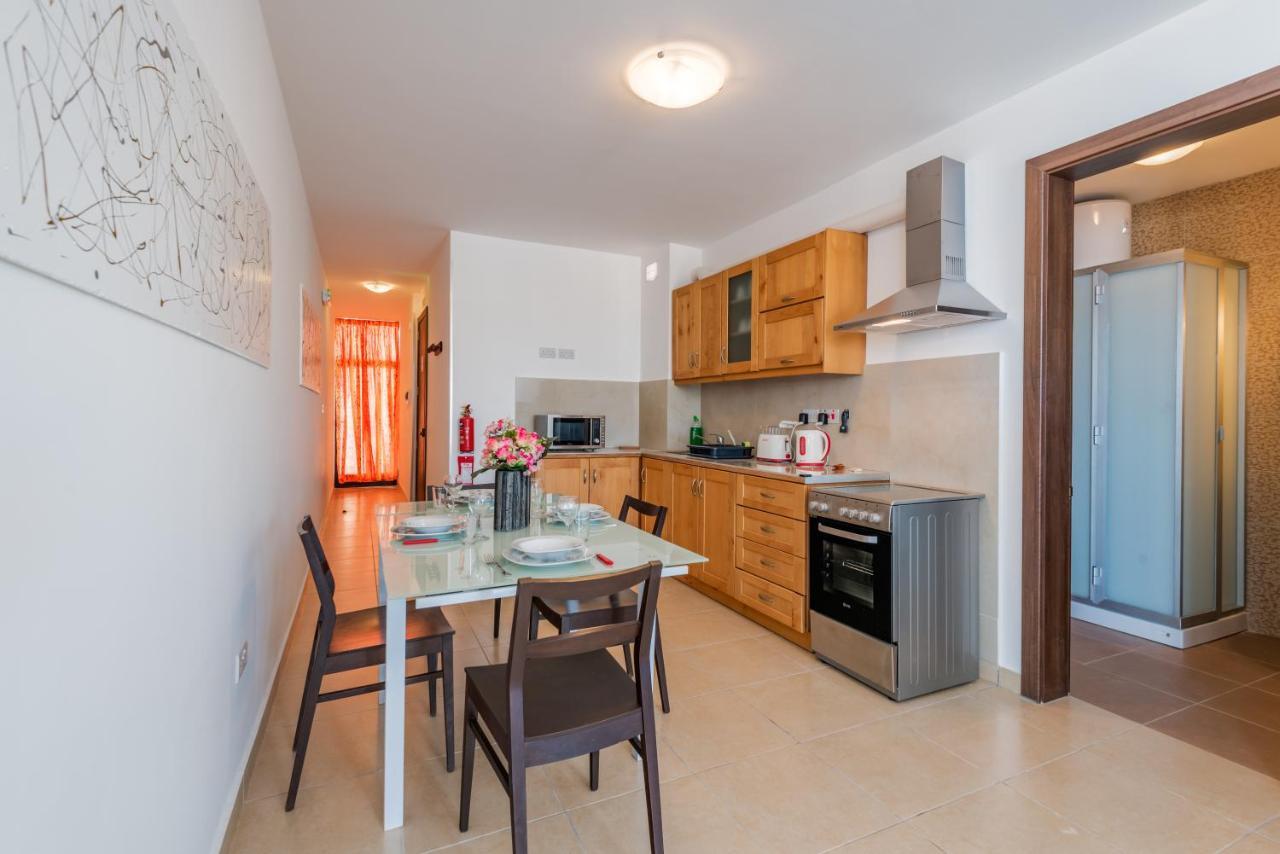 Apartment with Terrace