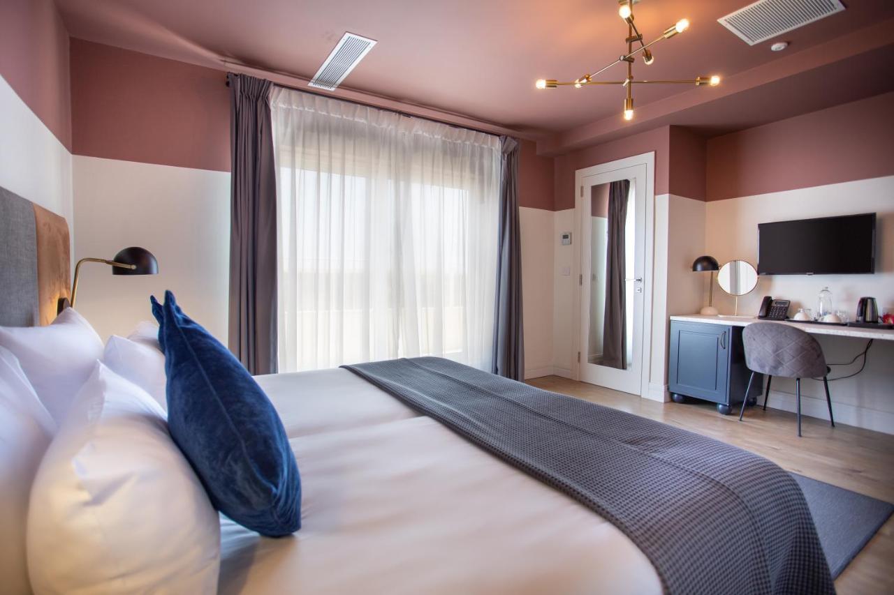 Deluxe Twin Room with Roof top Terrace,1173747471:JPEG