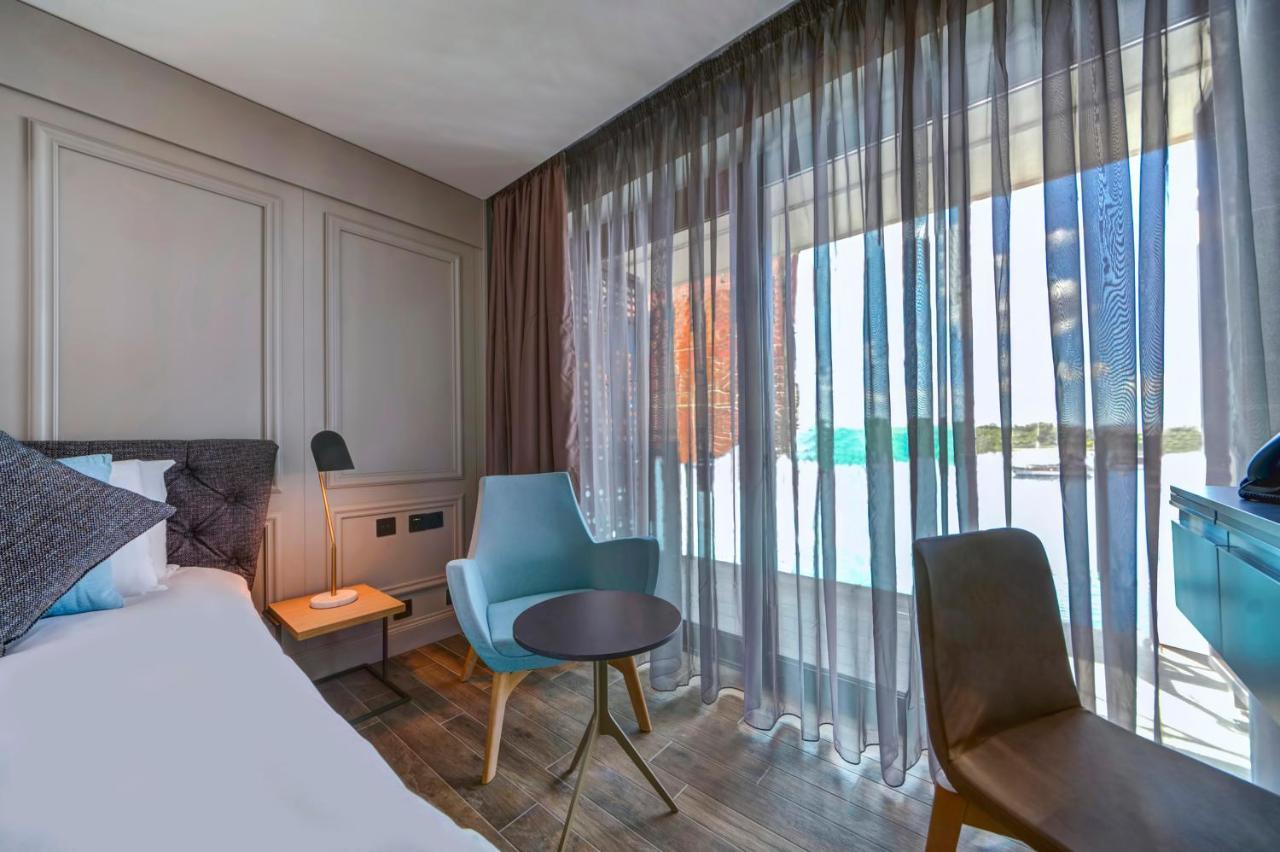 Superior Double or Twin Room with Sea View