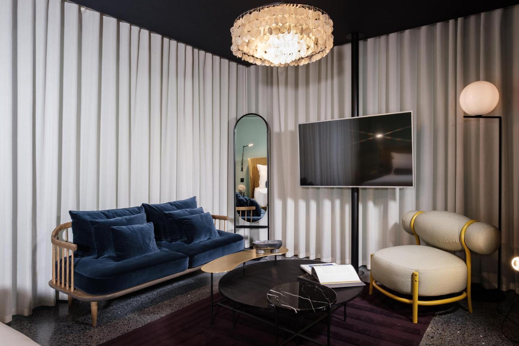 Double or Twin Room,1282410835:JPEG