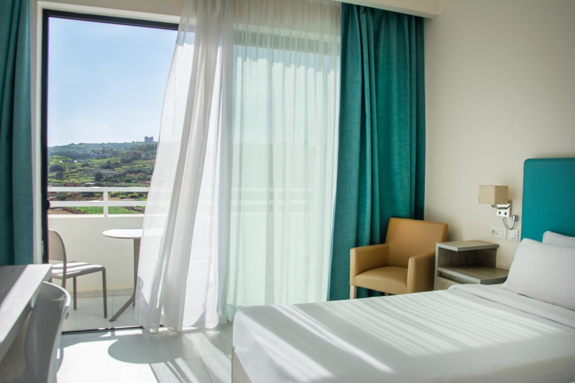 Double or Twin Room,1643754896:JPEG