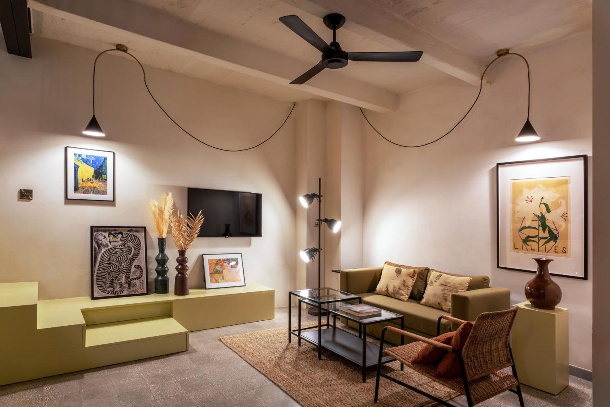 One-Bedroom Apartment,1766877975:JPEG