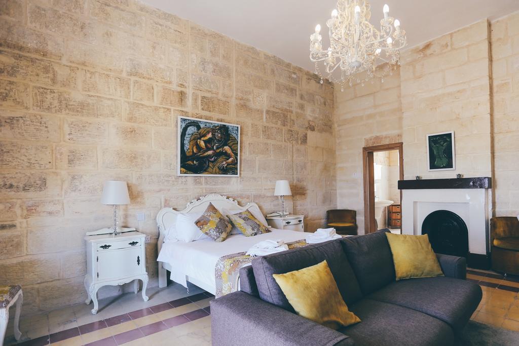 Double Room with View