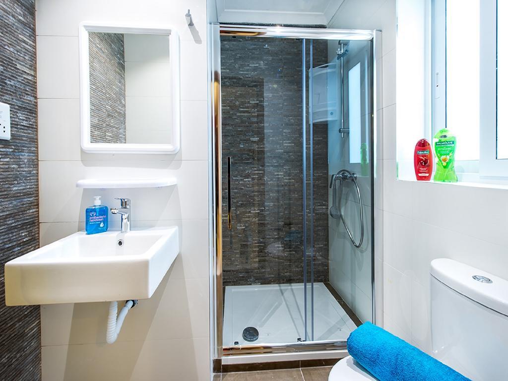 Apartment with Terrace,401964555:JPEG