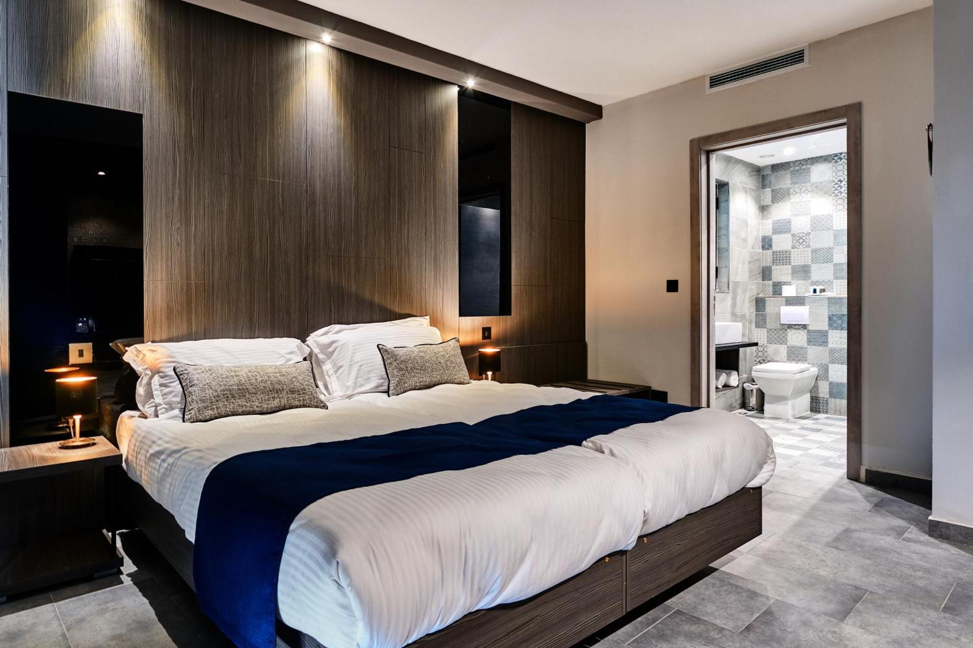 Double or Twin Room with Balcony