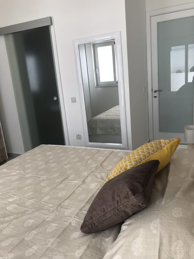 Apartment,662360619:JPEG