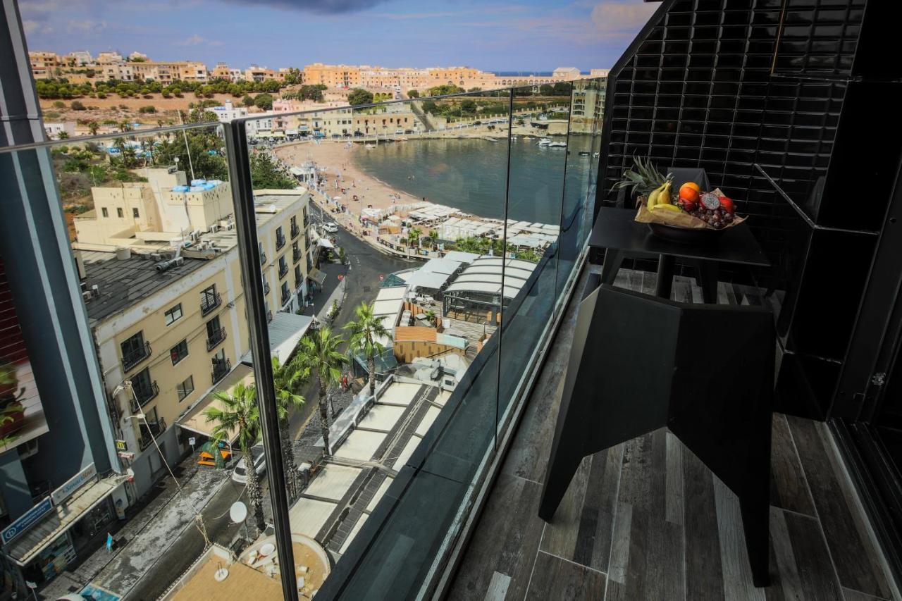 Standard Double or Twin Room with Partial Sea View