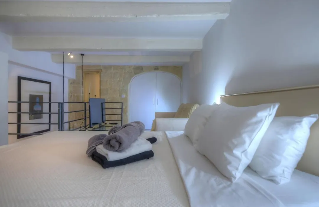 Cute And Modern Duplex Apartment In Ideal Location Rcas1-1-1
