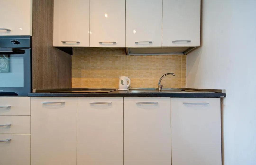 Tigne Seafront 3-Bedroom Apartment By Shortletsmalta-1