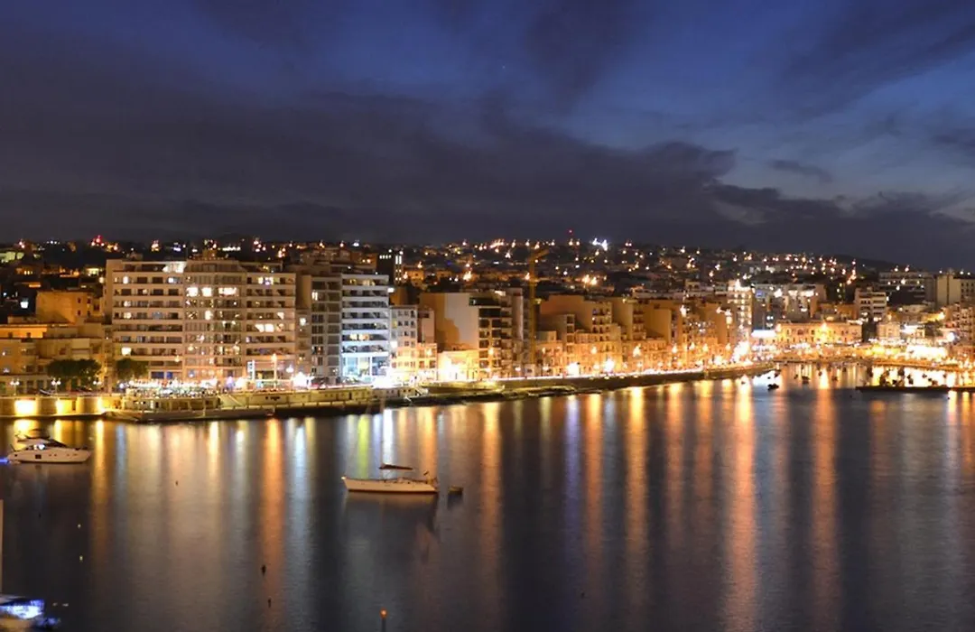 Stylish 2Br Apartment In Central St Julians-1