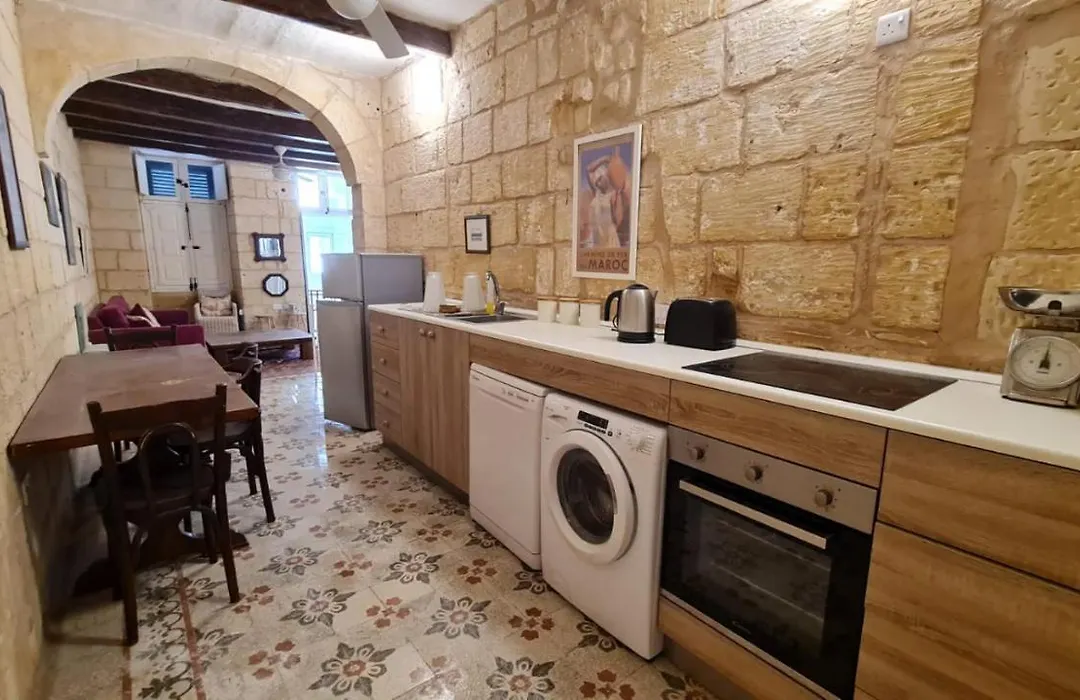 Bakers Hideout - Lovely 1 Bedroom Rental Unit-1