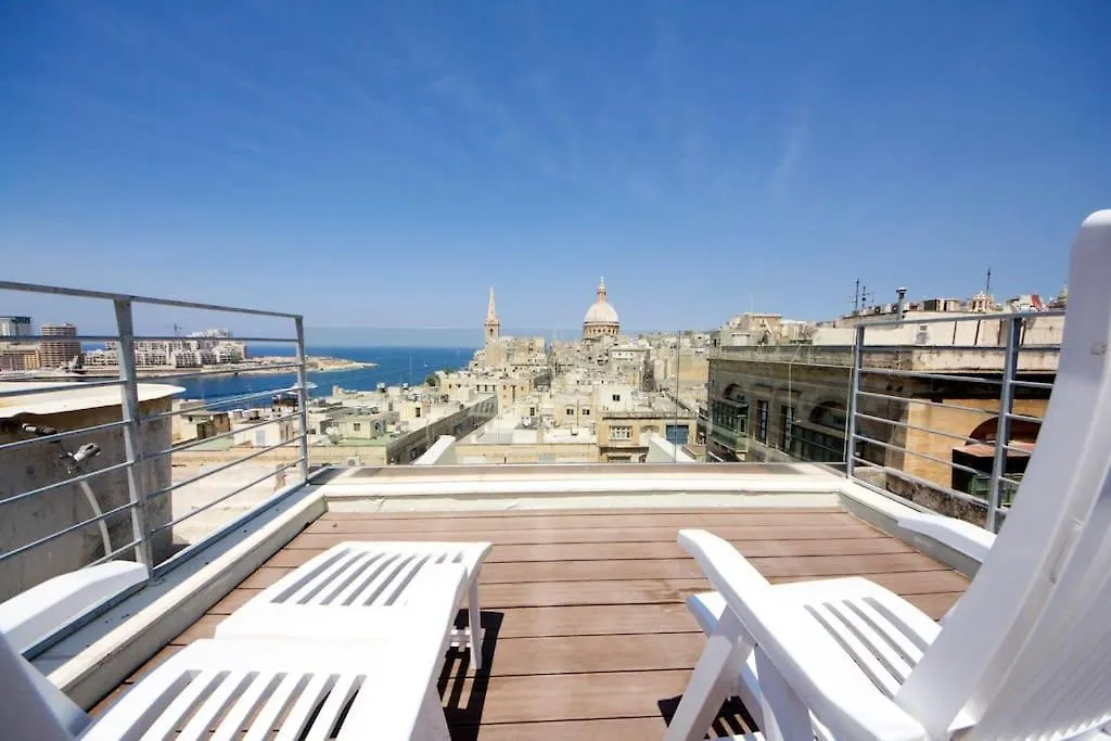 Ag2 - Sea View Stylish 2 Bedroom Apt-1