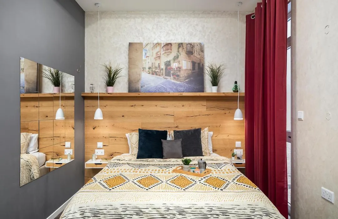 Pearl Pad - Stylish Seaside Duplex Apartment With Hot Tub - Sliema-1