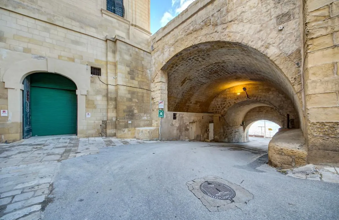 33 Sally Port-1