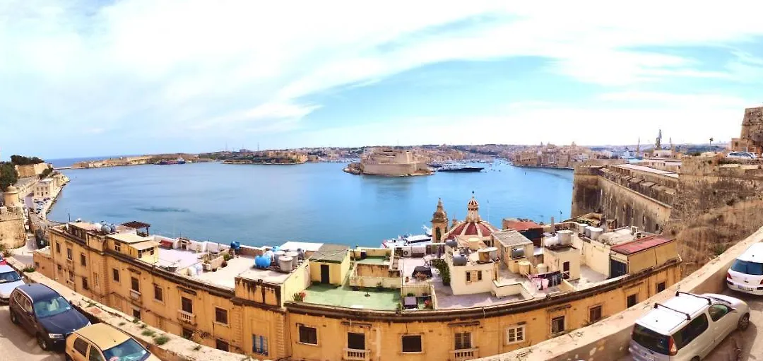 Port 531 Savynomad Harbour Residences Valletta Wow Views-1