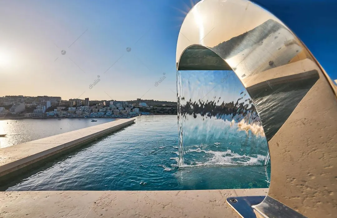 Luxury House With Pool-Hosted By Sweetstay-1