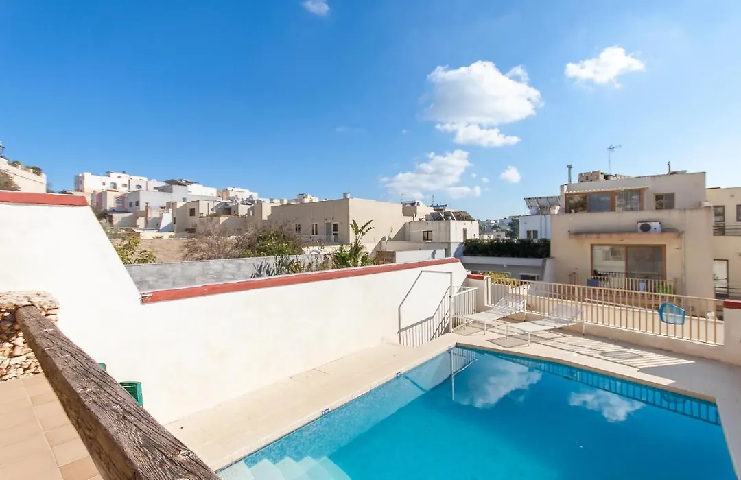 Pool And Sea Merill Apartments - Happy Rentals-1