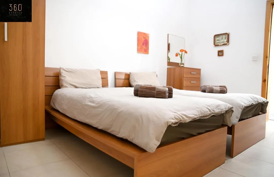 Beautiful 2Br Apt, In The Centre Of St Julians By 360 Estates-1