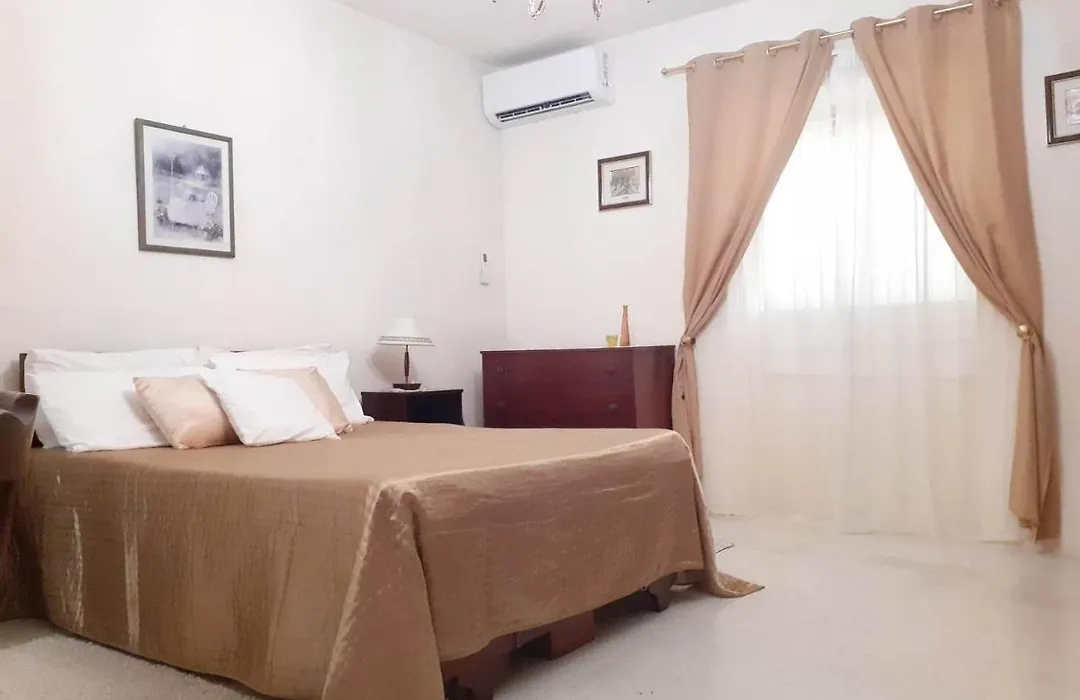 Bargain Beautiful Villa With Lots Of Outdoor Space Sleeps Large Groups Easily Check It Out-1