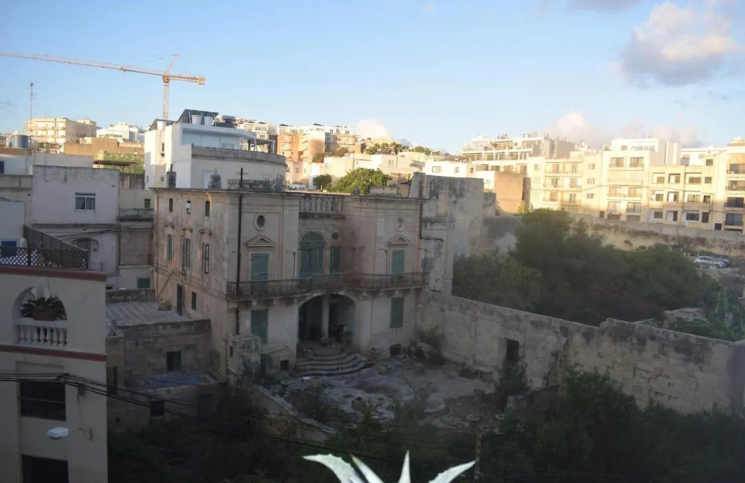 Saint Julians Seafront 200m2 beautiful Apartment-1
