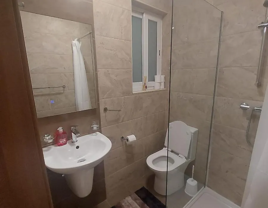 Cozy 3 Bedrooms Apartment-1