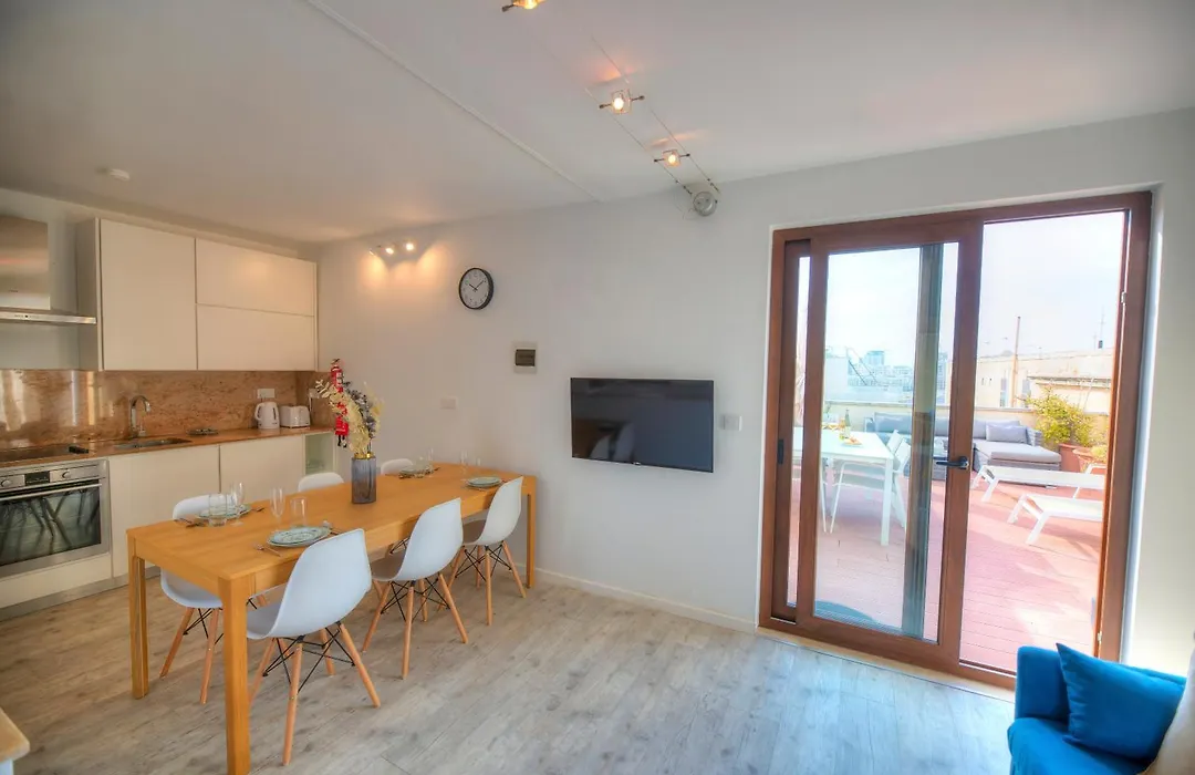 Comfy 1 Bedroom - Sun Terrace & Sea Views Gbuh1-1-1