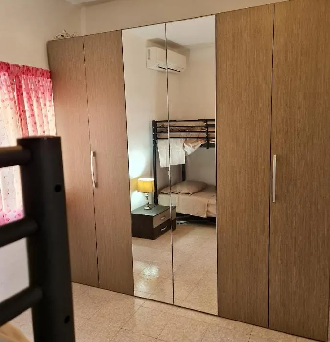4 Bedrooms House At 15 Minutes To Paceville-1