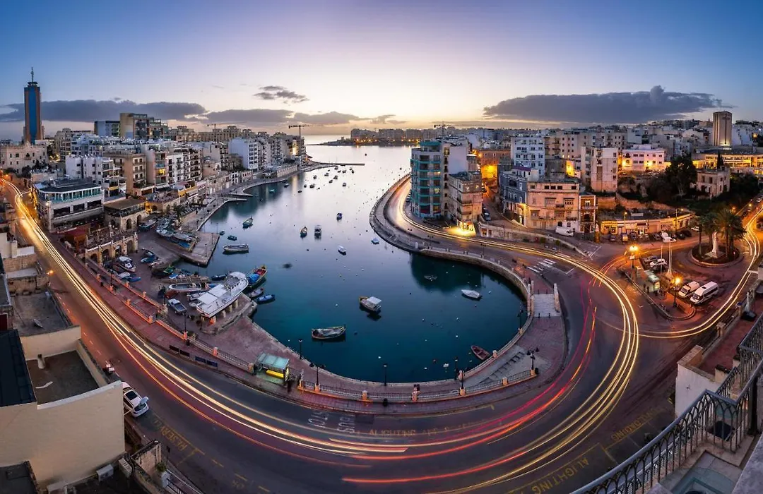 Exquisite Seafront Apart In Spinola Bay St Julians-1