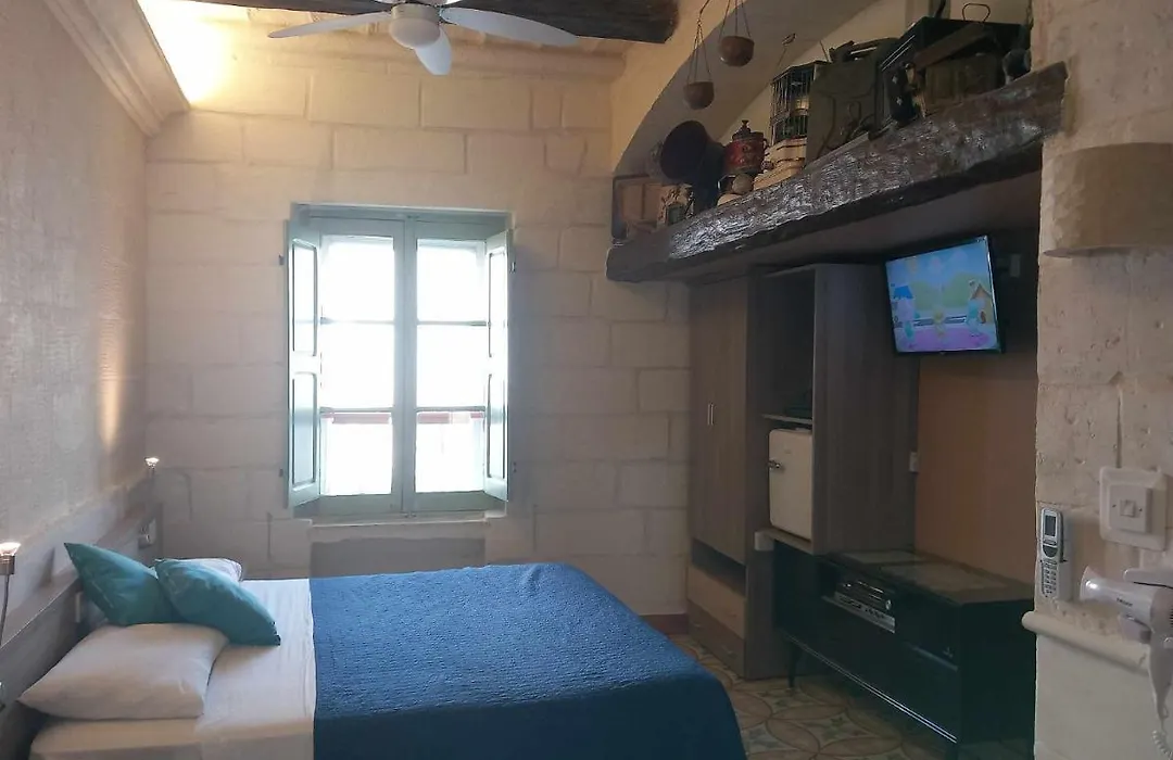 The 1930'S Maltese Residence-1
