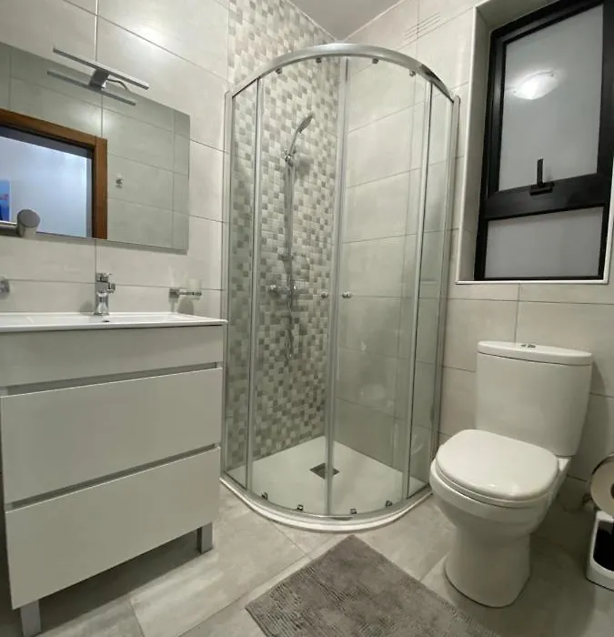 F1 2 St Julians, Private Room, Bathroom & Living Shared-1