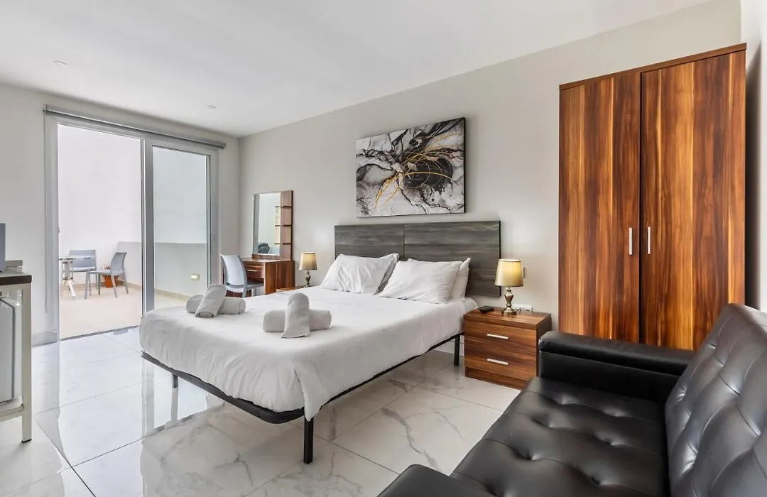 Studio Penthouse With Kitchenette And Side Seaview At The New Olo Living-1