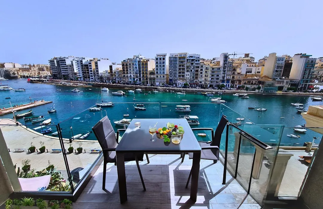 Supreme Seafront Apt With Balcony In St.Julian'S-1