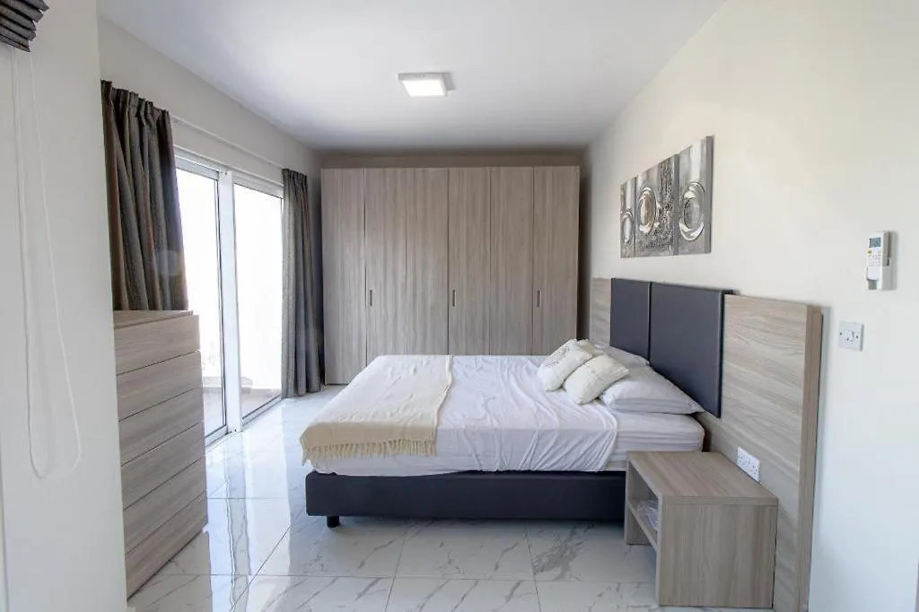 Seafront Penthouse-1