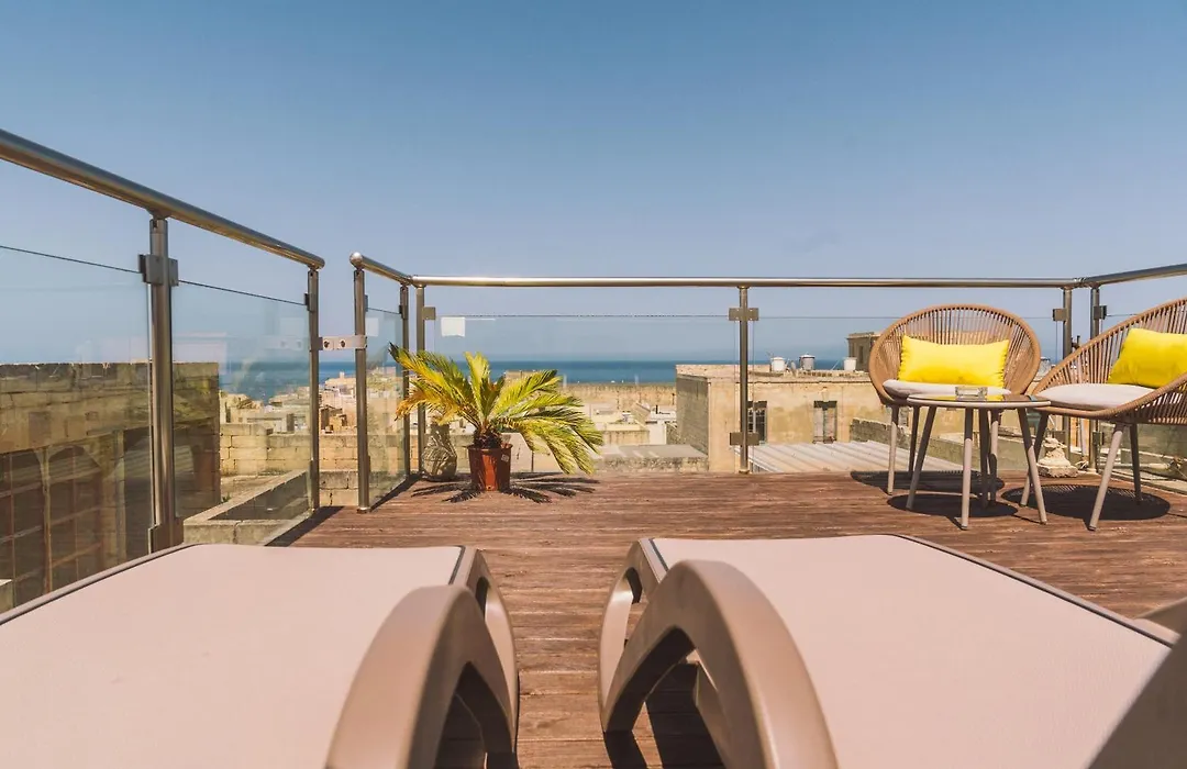 Vallettastay Skyline Sea View Studio-1