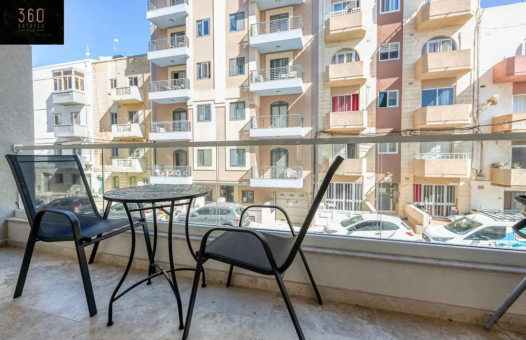 Stunning Home, In The Centre Of Qawra With Terrace By 360 Estates-1