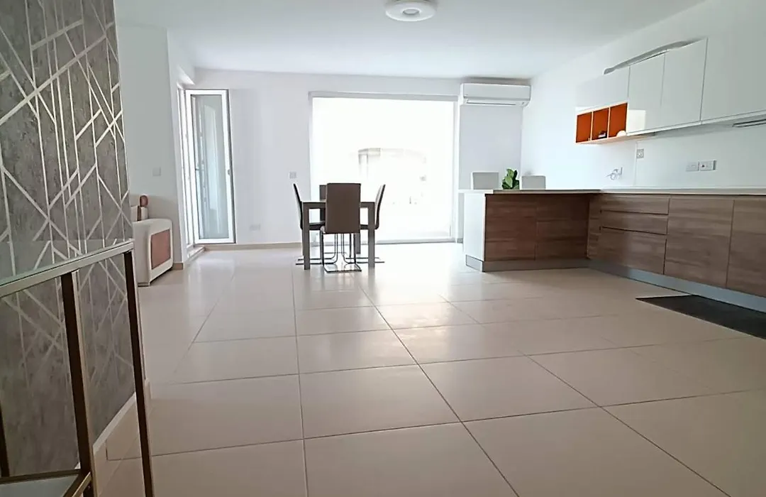 Cosy 2Bed Apartment In Manikata By Homely-1