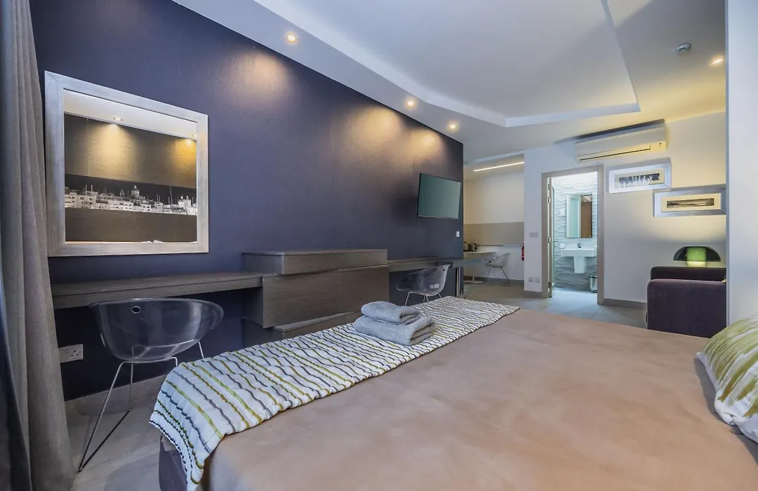 Jules Suites-1