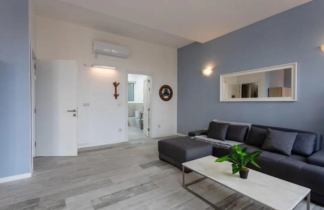 Valletta Apartment-1