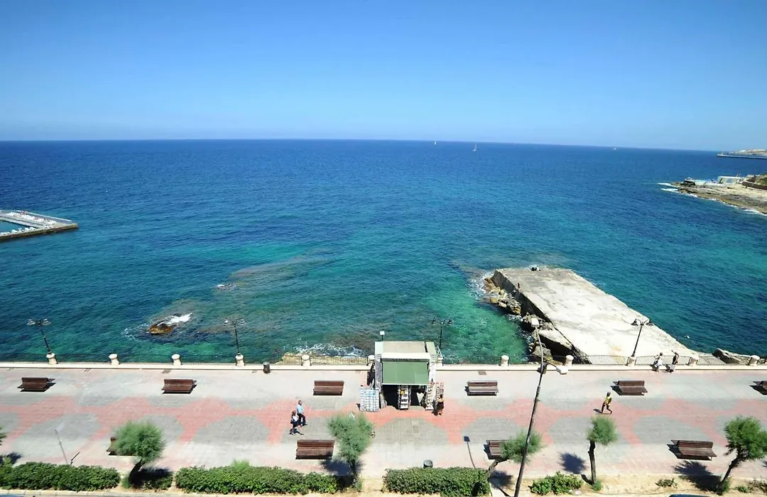 Sliema Chalet Hotel-1