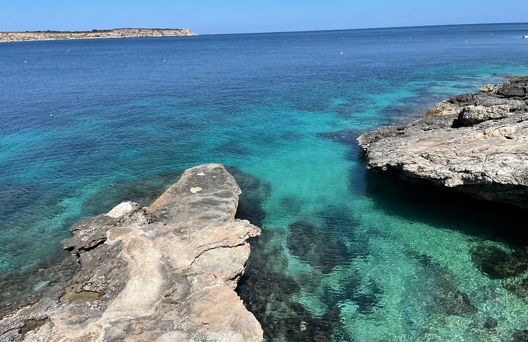Seaview Family Apartment, Pool, Easy Access To The Sea, Near Mellieha Bay-1