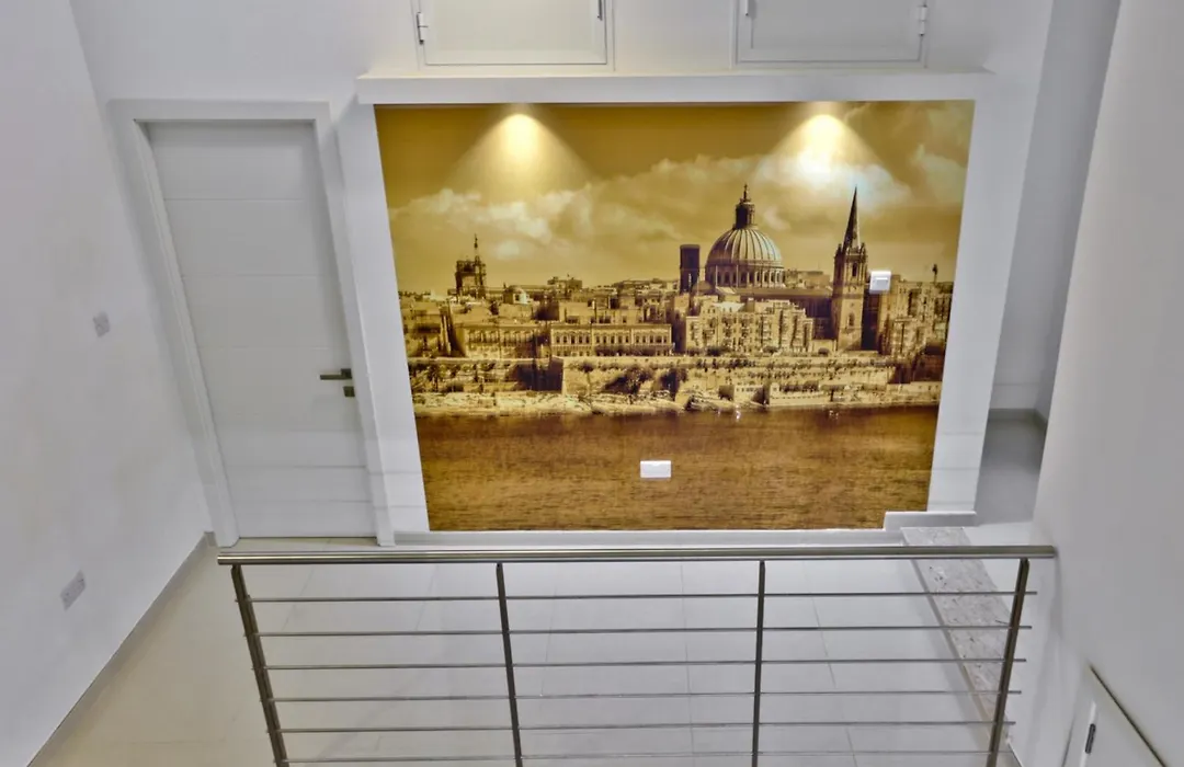 Exquisite 3-Bedroom Duplex Penthouse With Jacuzzi In Valletta Centre-1