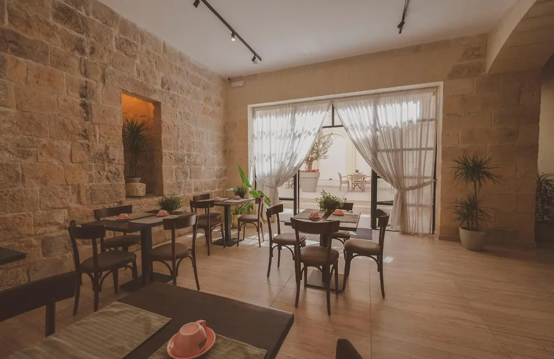 Maria Rosa Suites-1