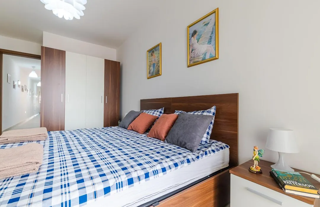 Brand New Apartment 3Bdr 2 Bth H7-1