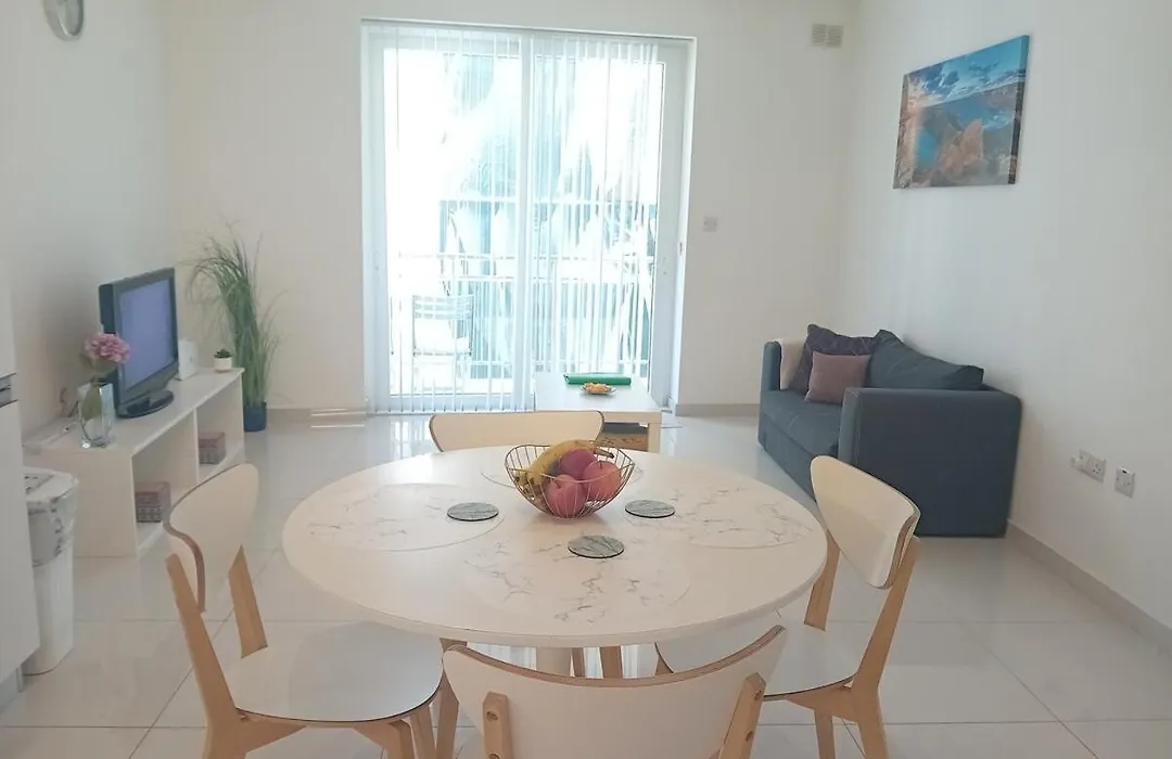 Sliema Ferries Apartment-1