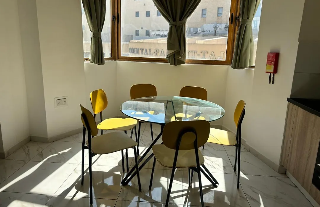 Paceville Saint Julian'S Apt-1