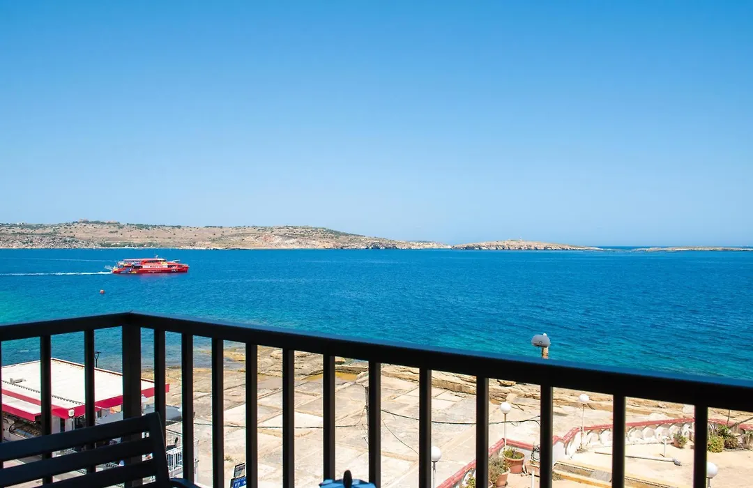 Islet Promenade Seafront Aparthotel By Getawaysmalta-1