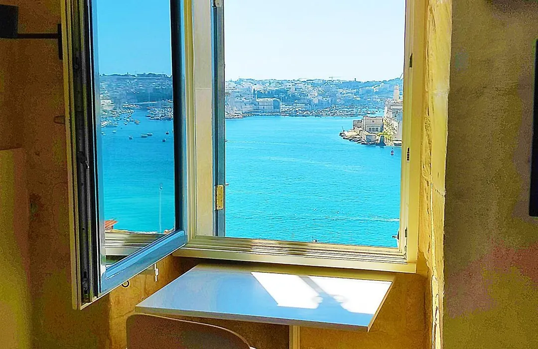Cove 532 By Savynomad Harbour Residences Wow View-1