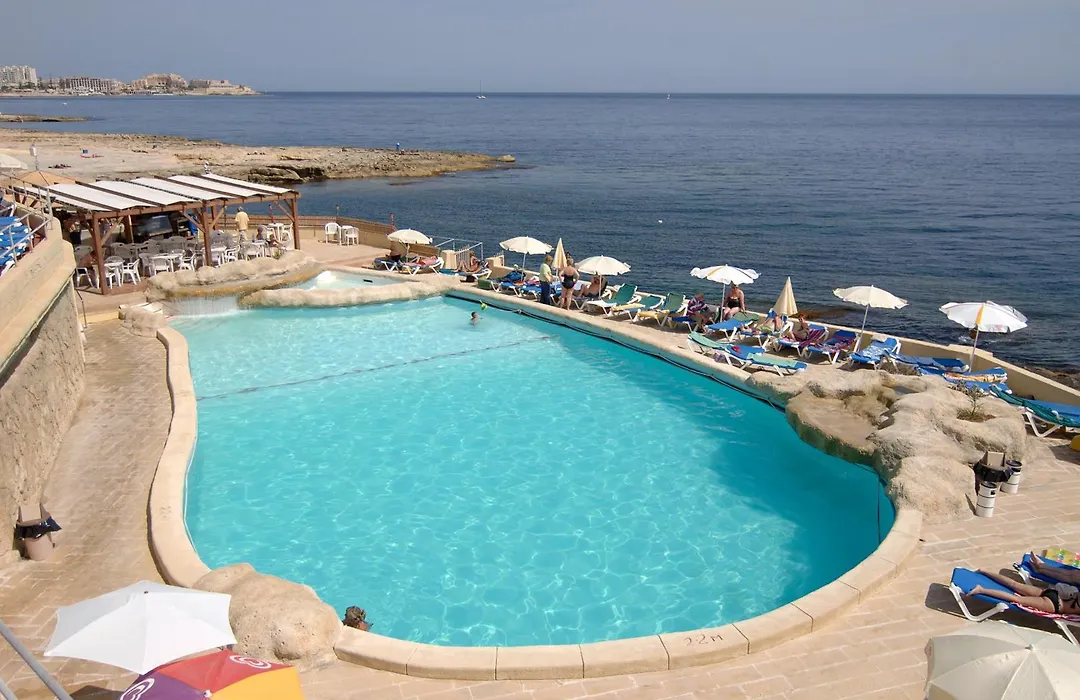 The Preluna Hotel-1